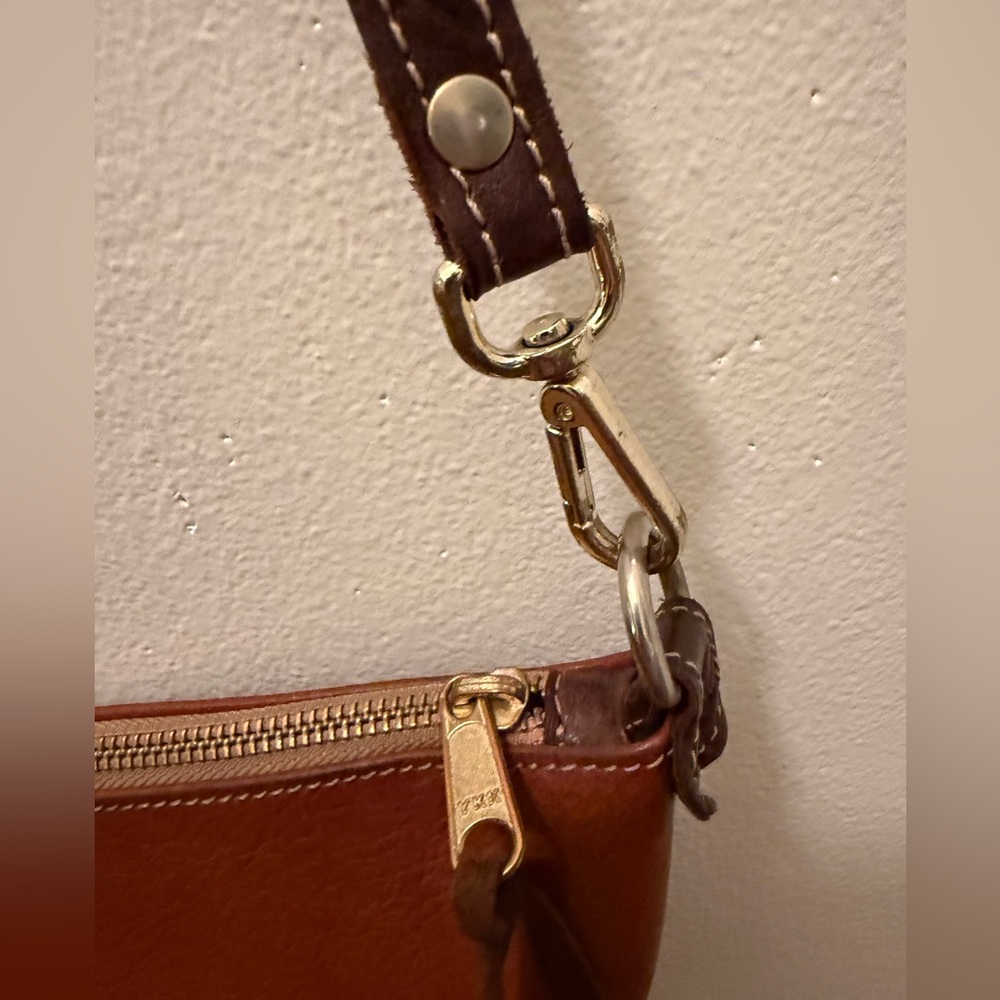 Sevilla Smith Leather Crossbody Bag - Picture 3 of 6